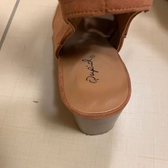 Qupid Tie Up Block Heel Sandal - Picture 4 of 6